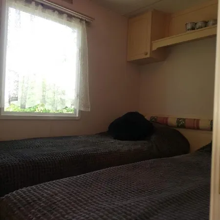 Domek Holenderski Bialy Campsite *